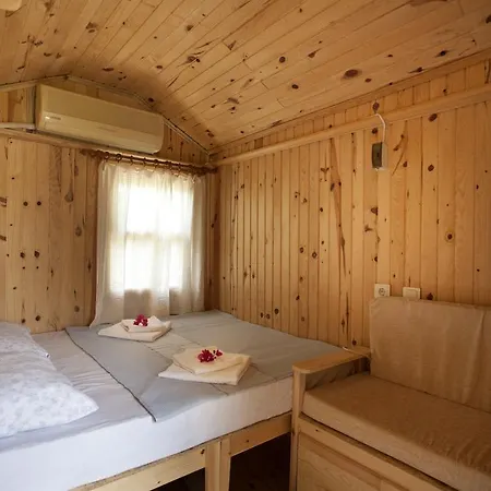 Hane-i Keyif ゲストハウス 3*